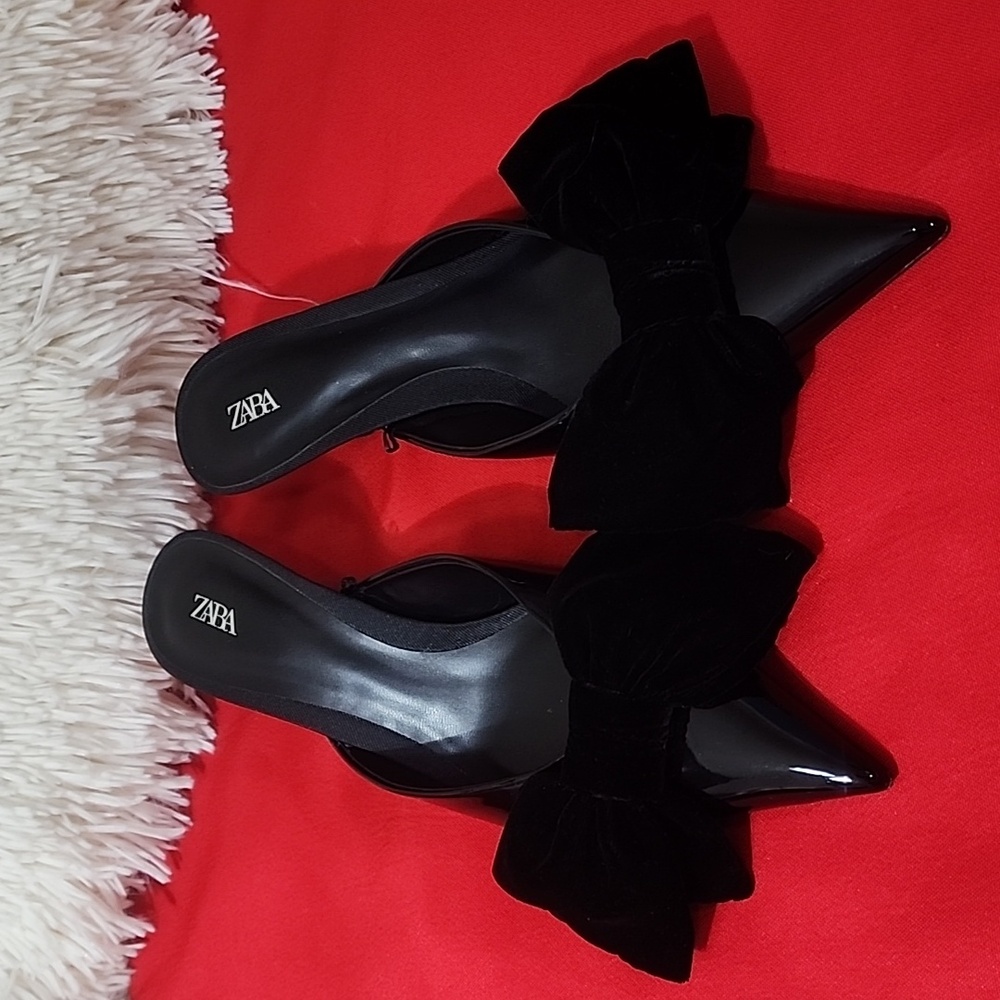 Zara Black Heels with Bow Detail